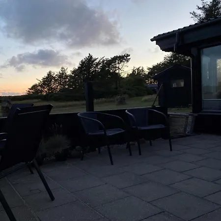 - 340m From The Sea By Interhome بيت للعطل