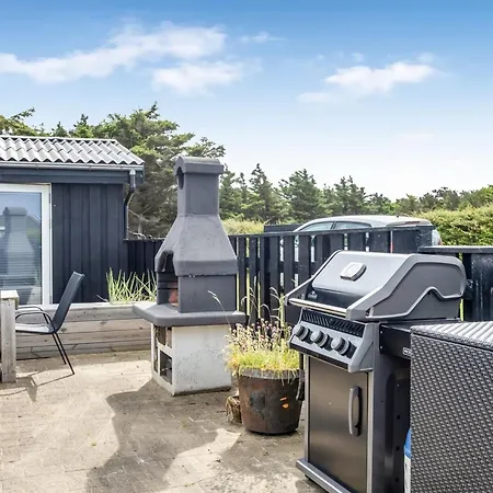 Feriehus - 340m From The Sea By Interhome *